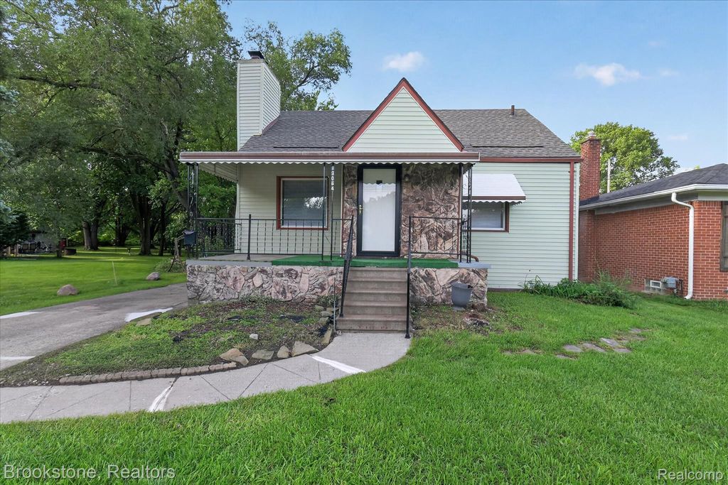 19064 Toepfer Drive, Eastpointe