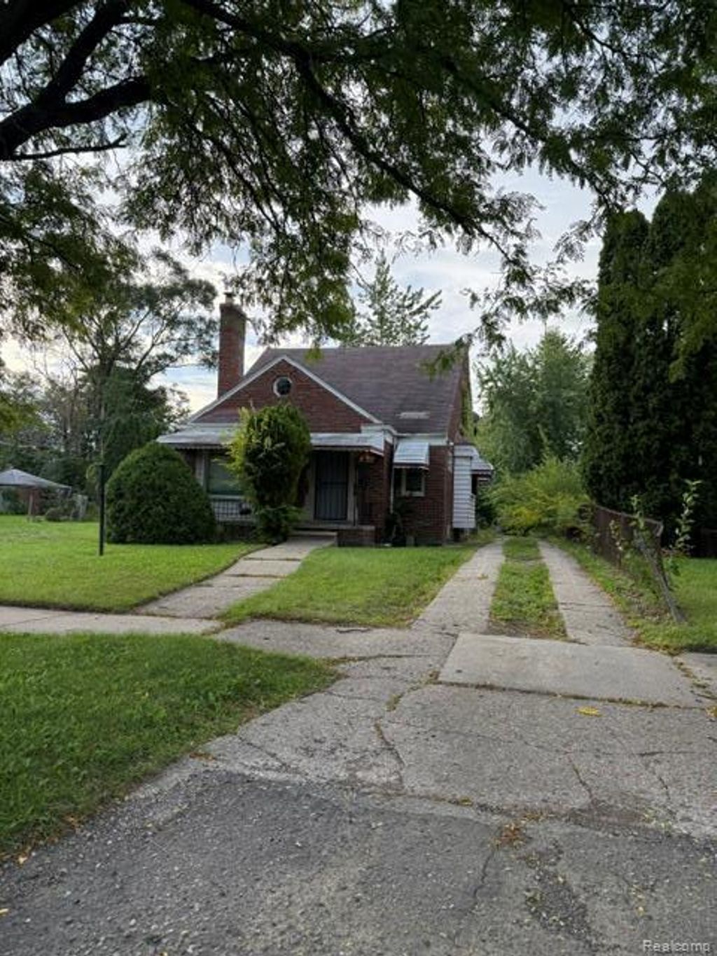 14260 Wilshire Drive, Detroit