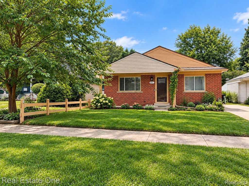 19727 Indian, Redford charter township
