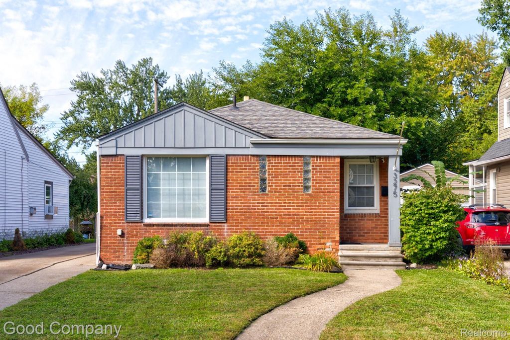 3275 Kenwood Street, Ferndale