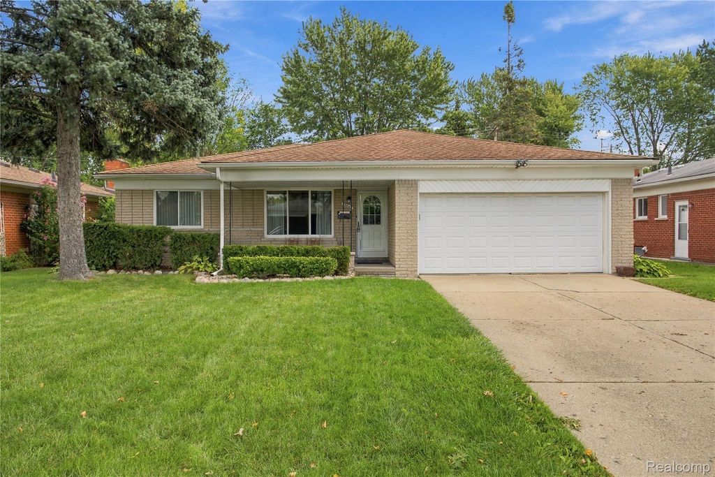 33642 Colfax Drive, Sterling Heights