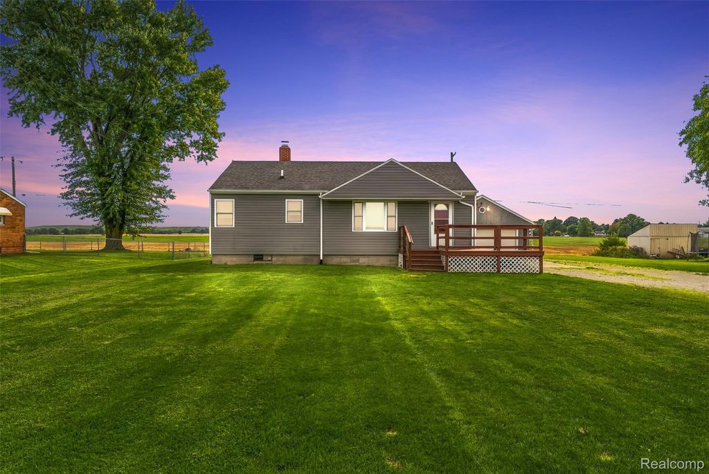 9140 E M 21, Corunna