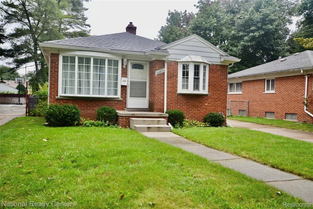 16566 Centralia Drive, Redford charter township