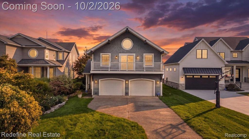 12172 N Lakeshore Drive, La Salle
