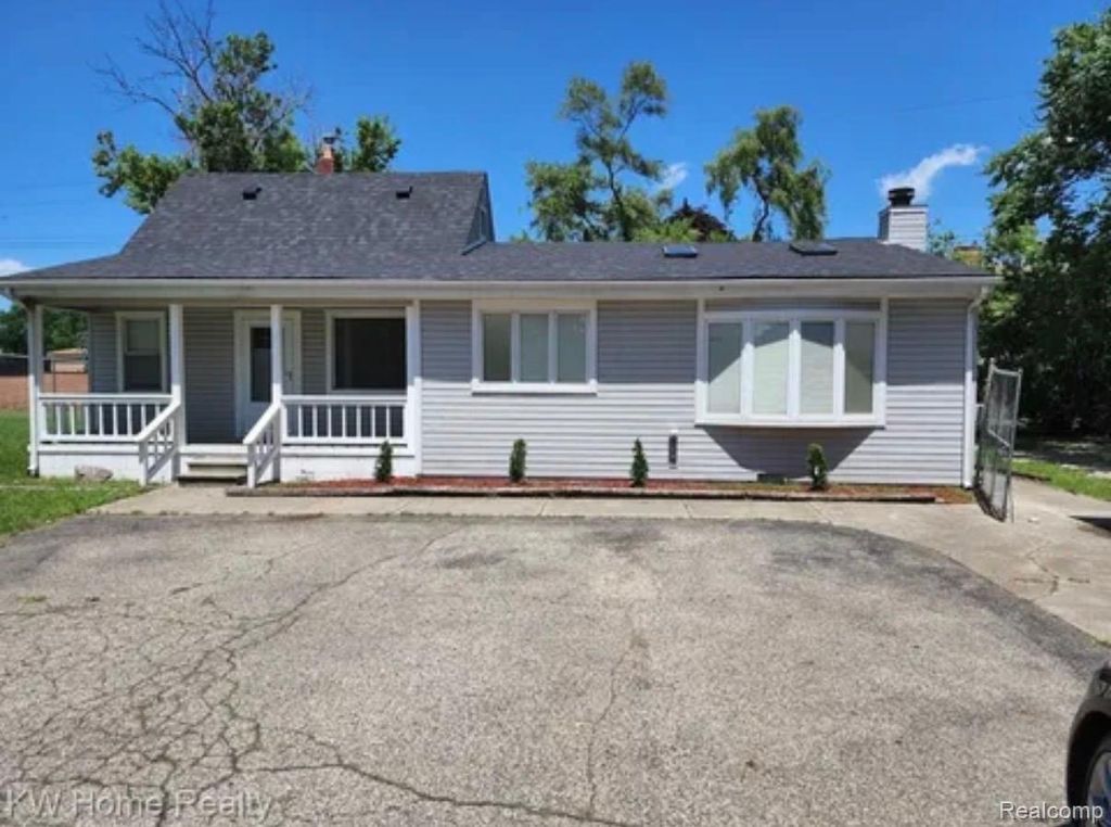 18240 Ne Webster Avenue, Southfield