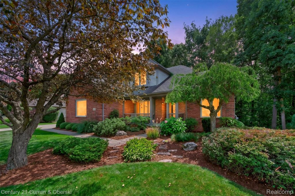 1230 Cottonwood Street, Lake Orion