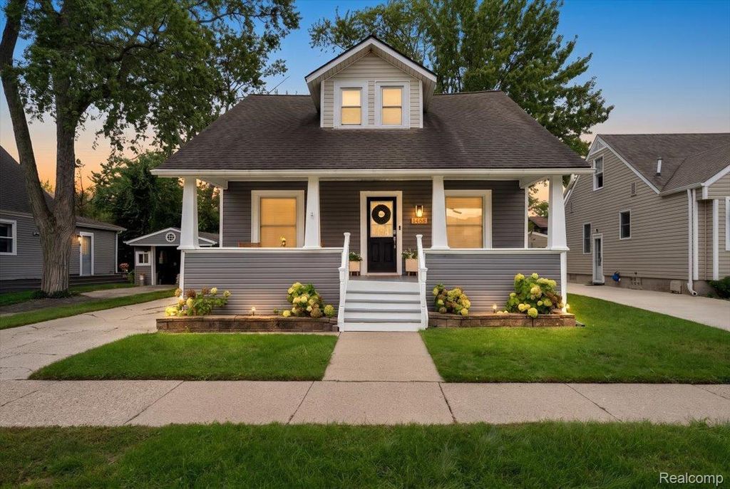 1465 West Boulevard, Berkley