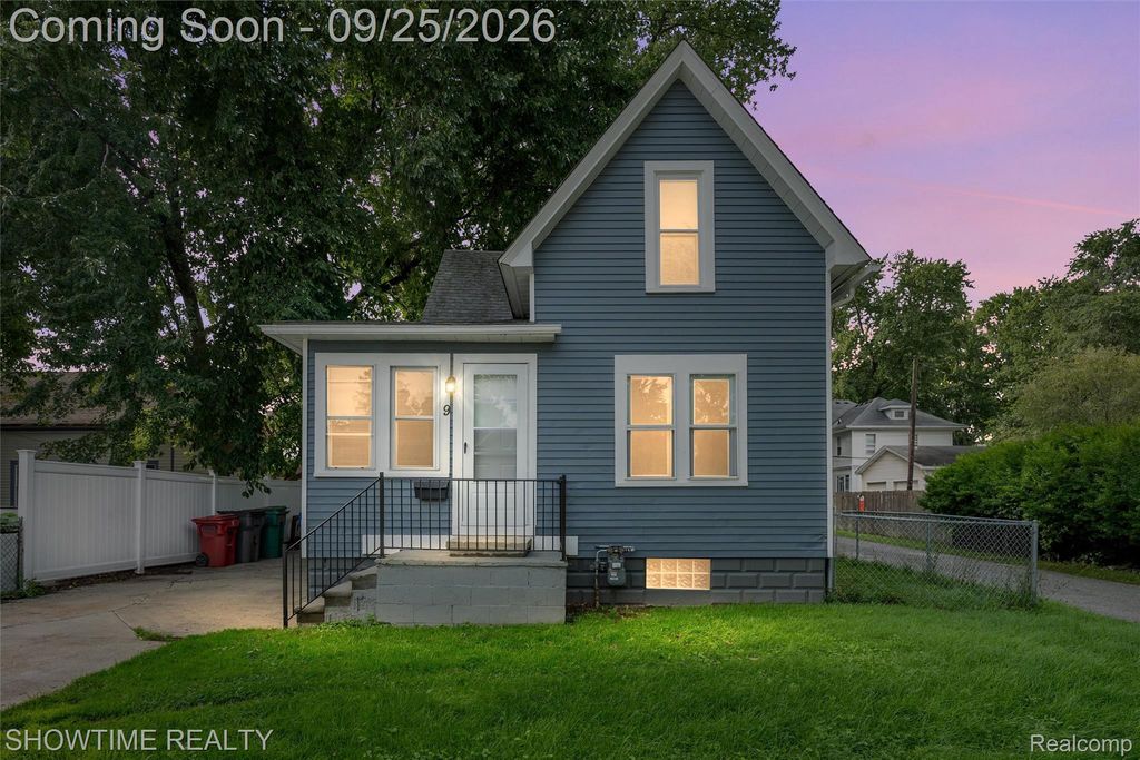 9 Hubbard Street, Mount Clemens