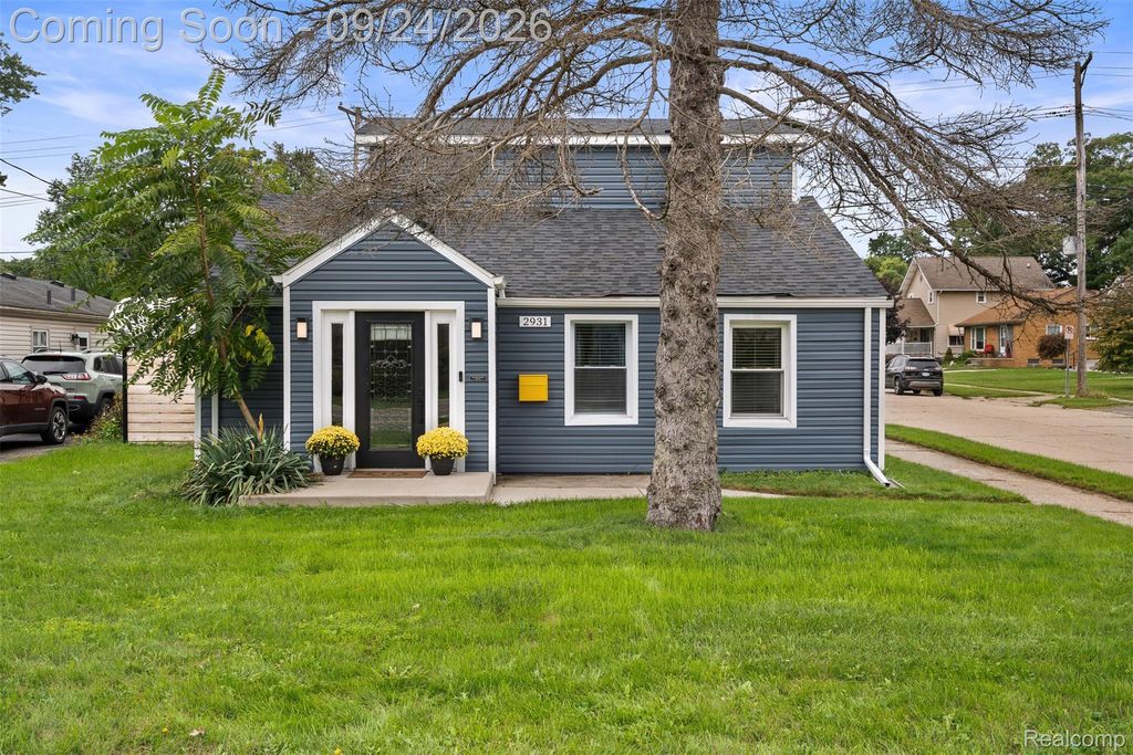2931 Rochester Road, Royal Oak