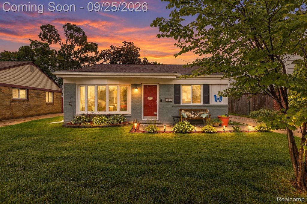 31231 Fernwood Street, Westland