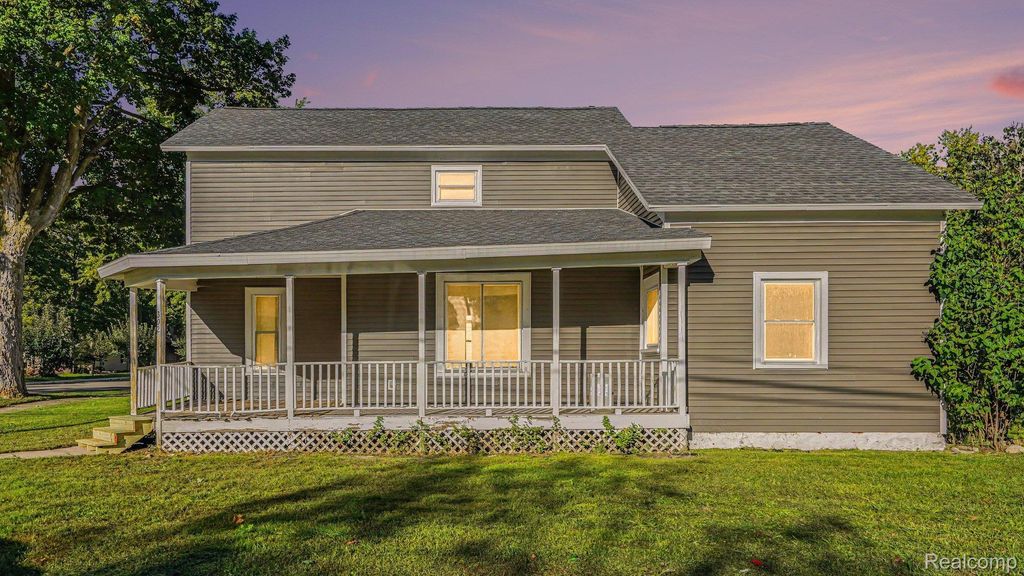 302 W Orchard Avenue, Shepherd