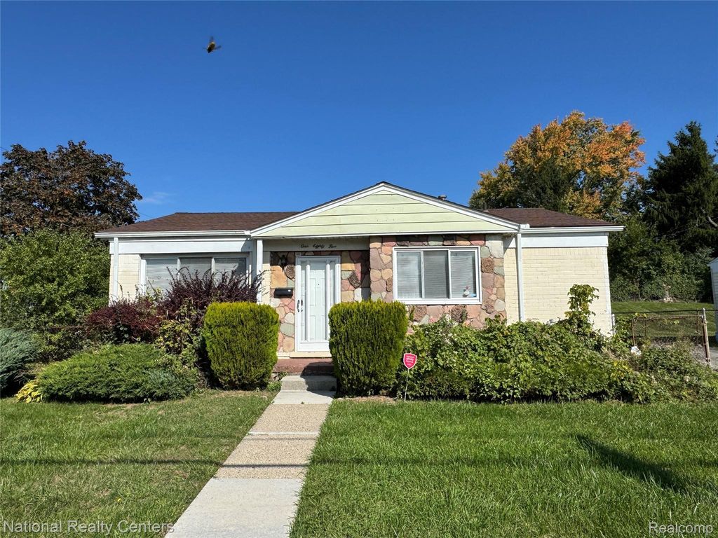 185 Gage Street, Pontiac