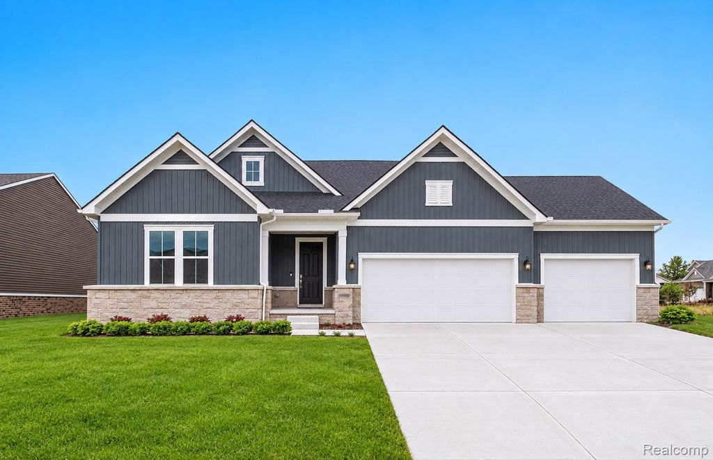 50649 Crusader Drive, Macomb
