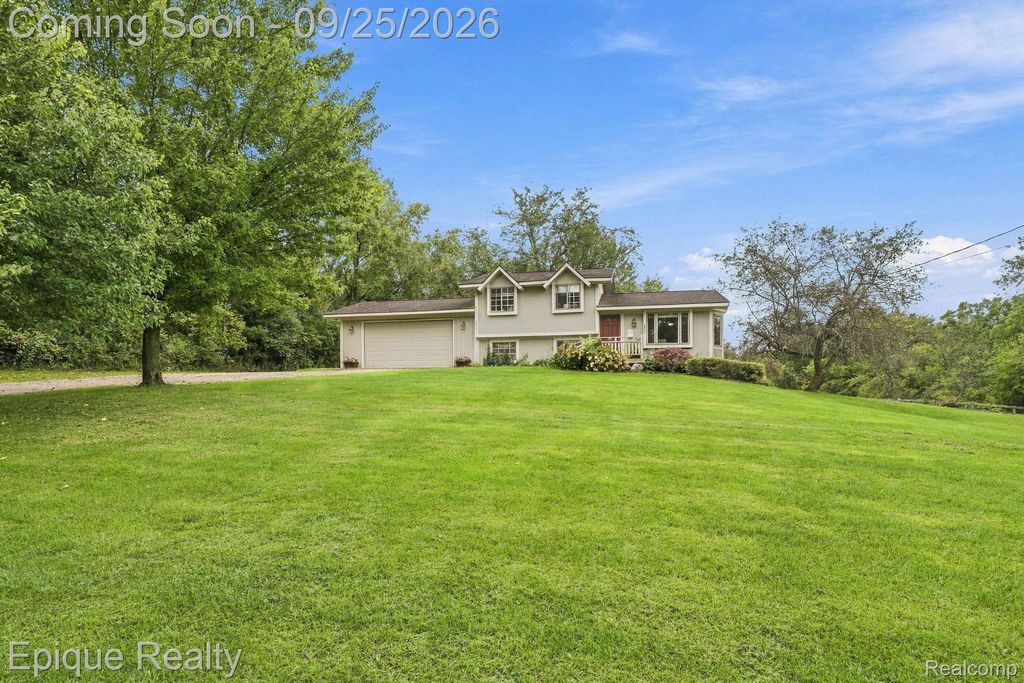 4585 Shifman Road, Goodrich