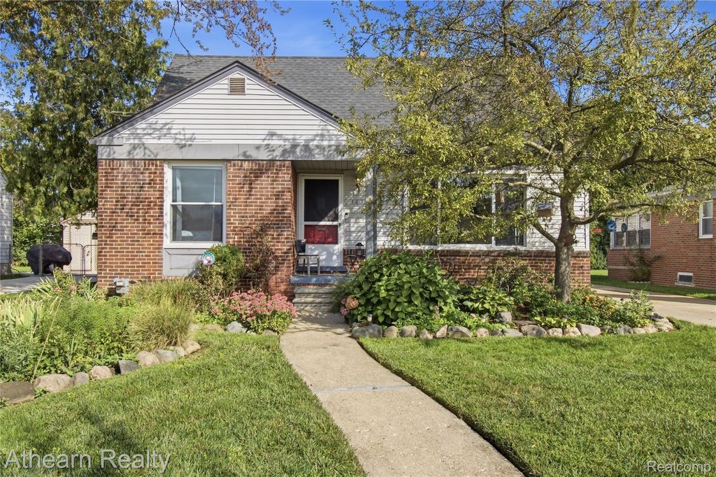 14050 Wales Street, Oak Park