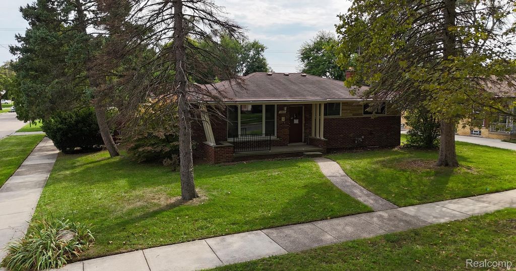 13801 Pearson Street, Oak Park