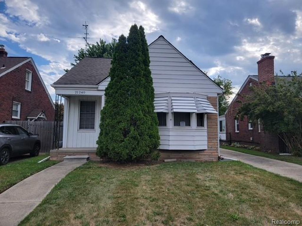 21240 Redmond Avenue, Eastpointe