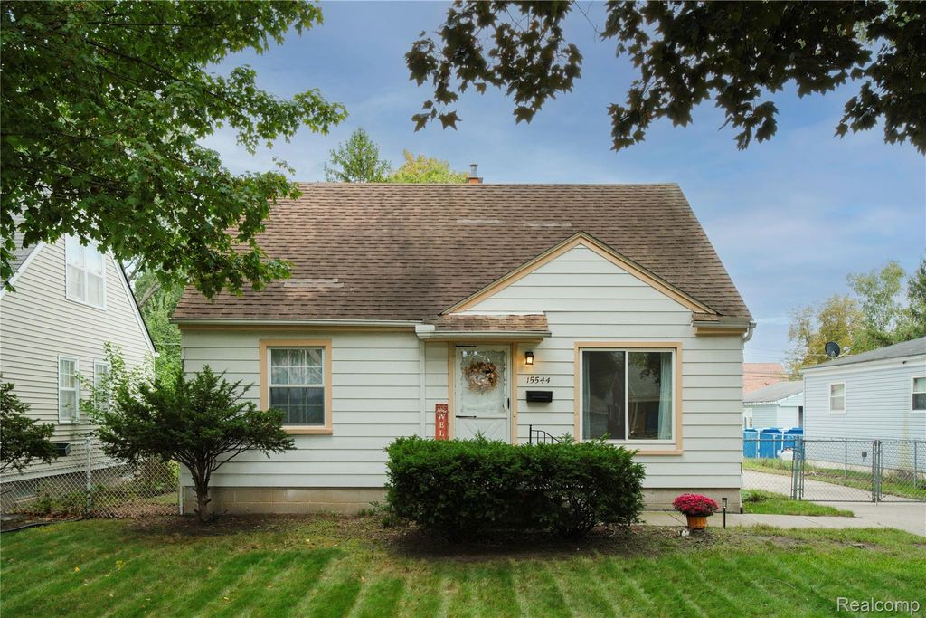 15544 Gaylord, Redford charter township