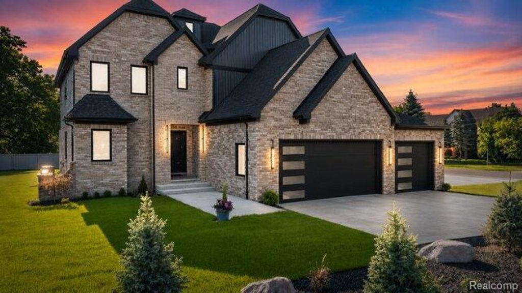 67525 Hartway Road, Ray