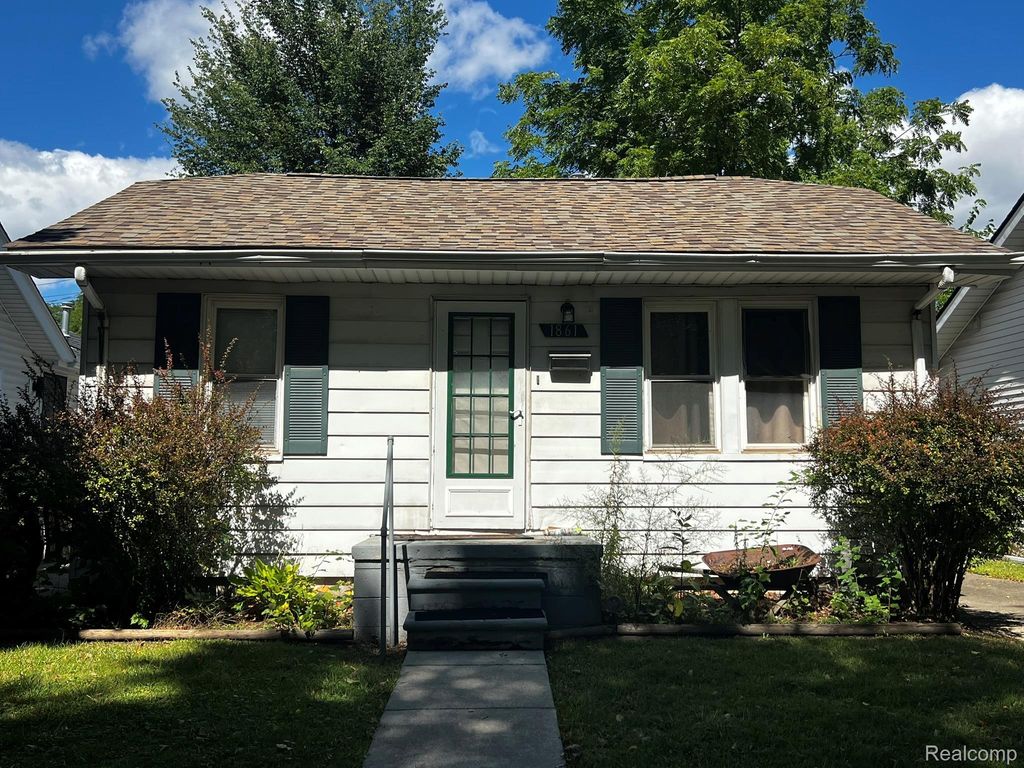 1861 Academy Street, Ferndale