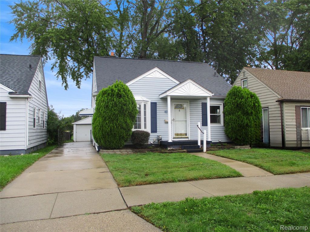 17771 Wexford Street, Roseville