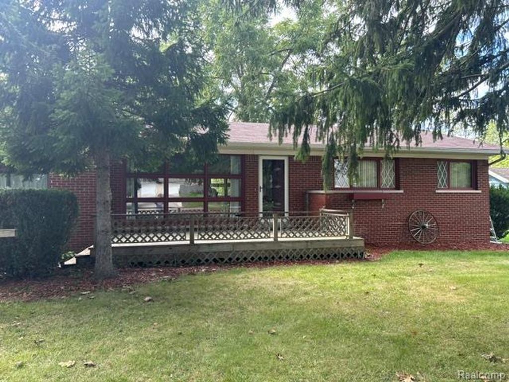 20095 Huron River Drive, Rockwood
