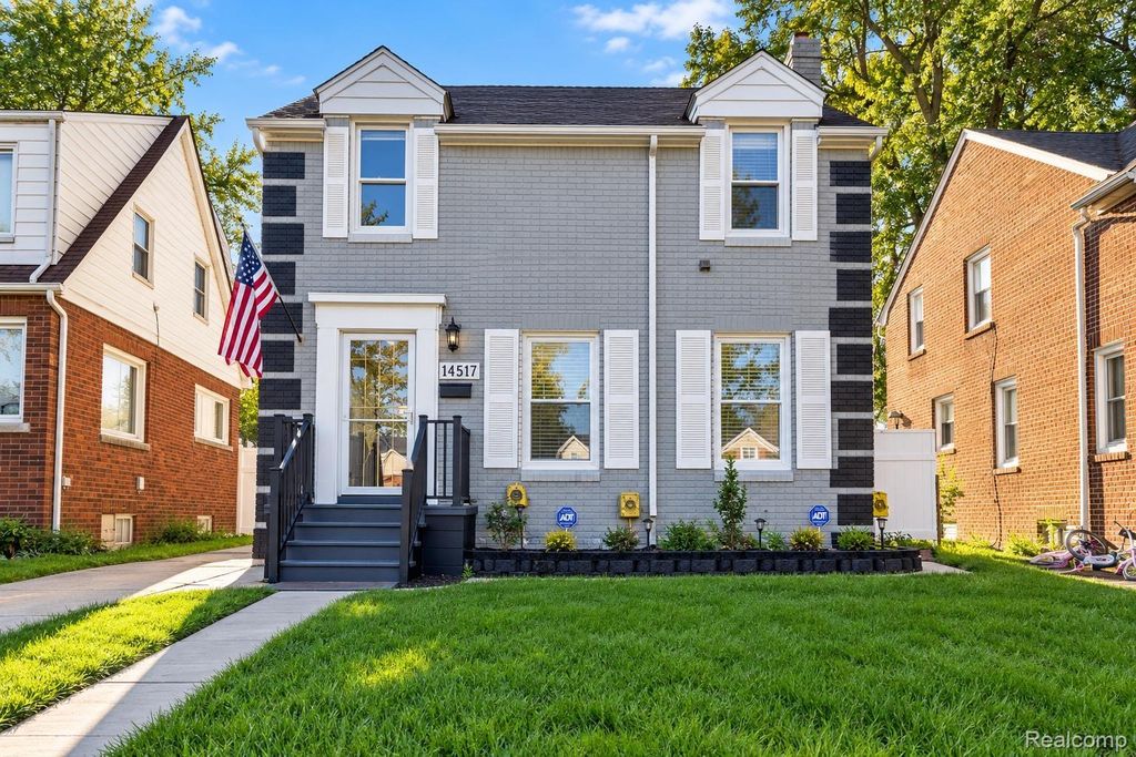 14577 Whitcomb Street, Detroit