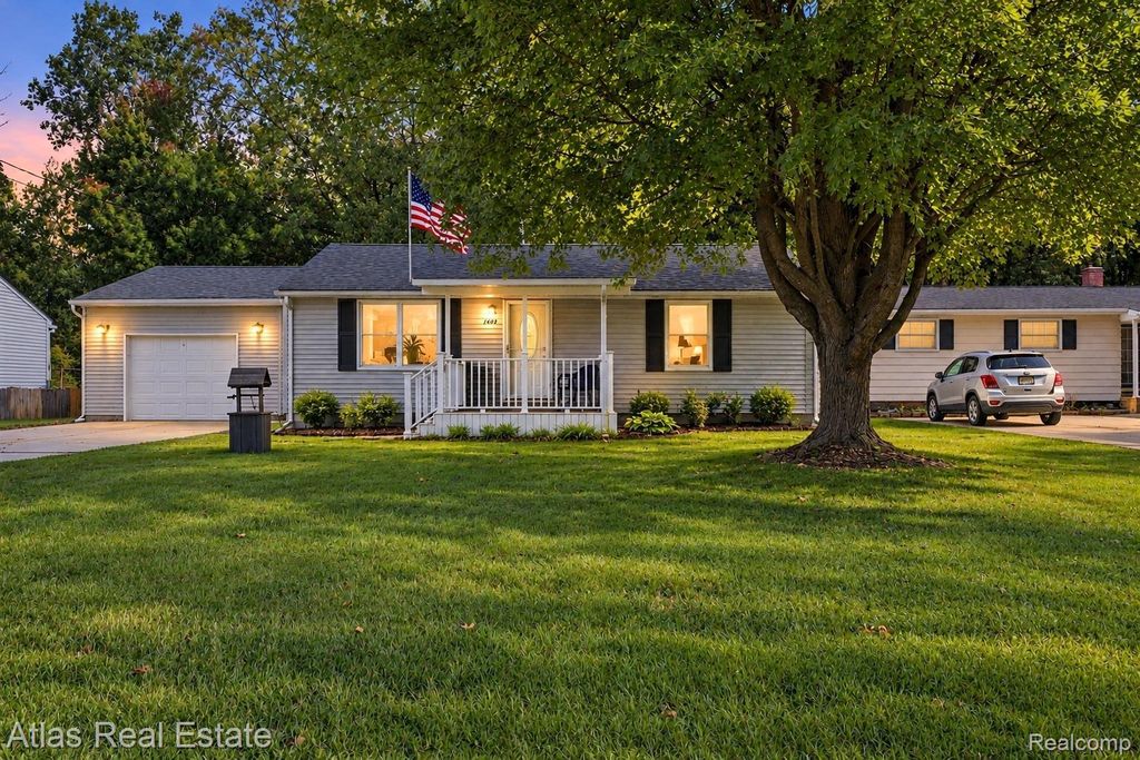 1489 Transue Avenue, Burton