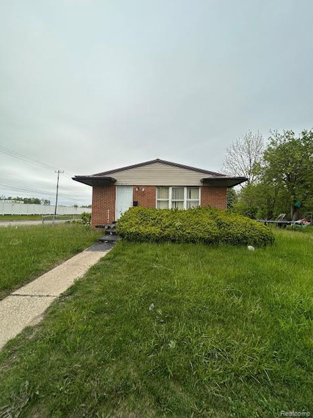 18001 Caldwell Street, Detroit