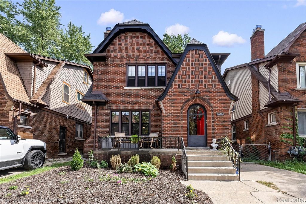 17342 Warrington Drive, Detroit