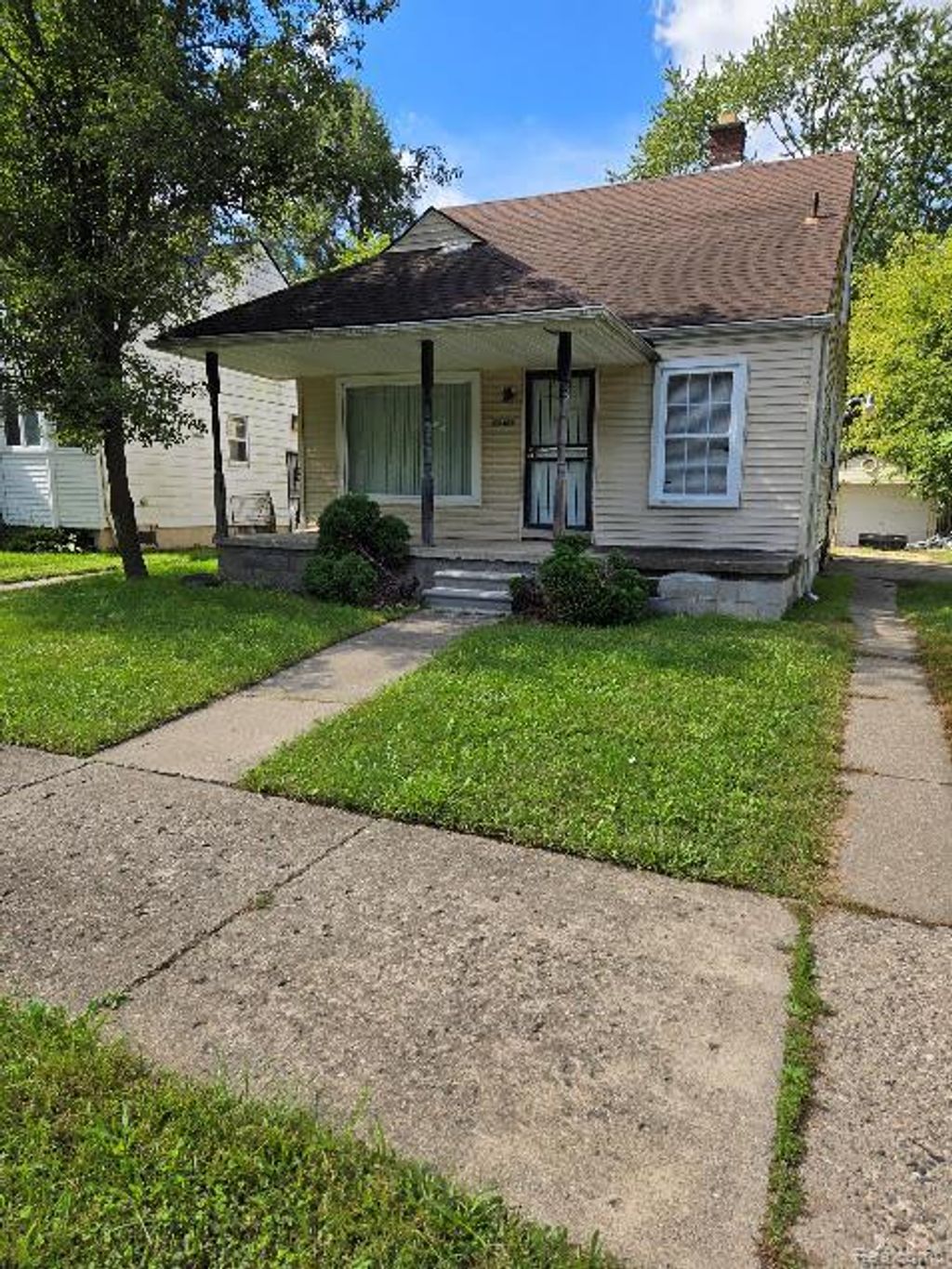 19341 Blackstone Street, Detroit