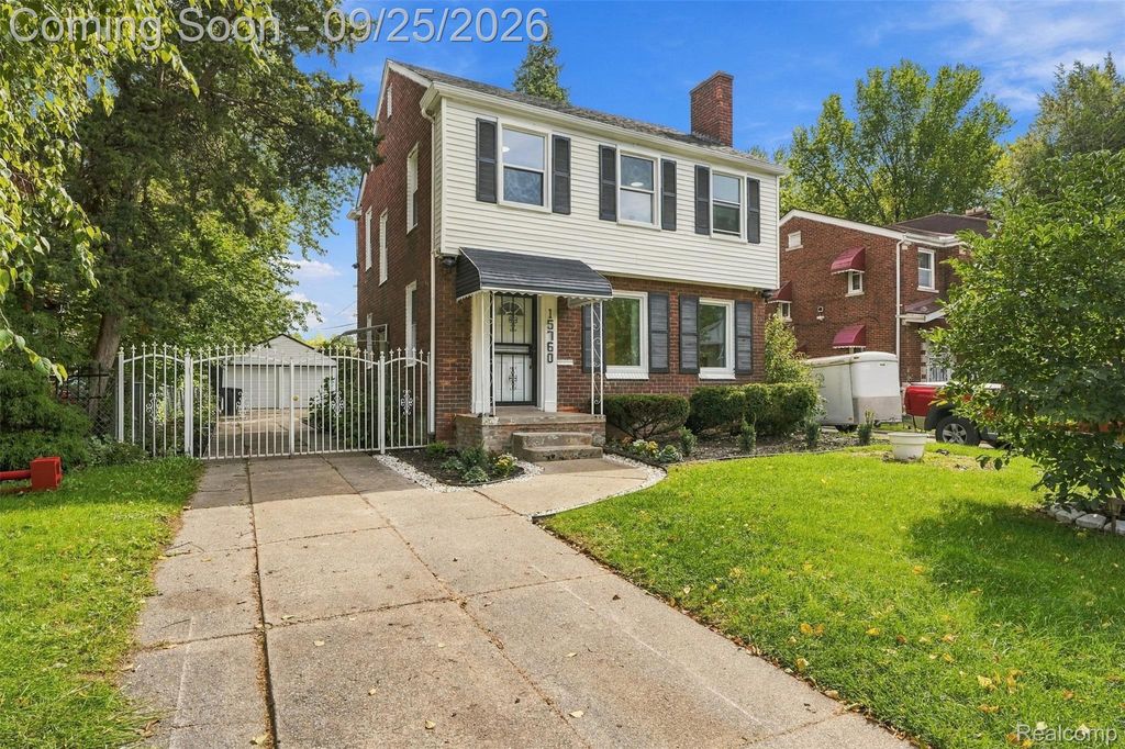 15760 Oakfield Street, Detroit