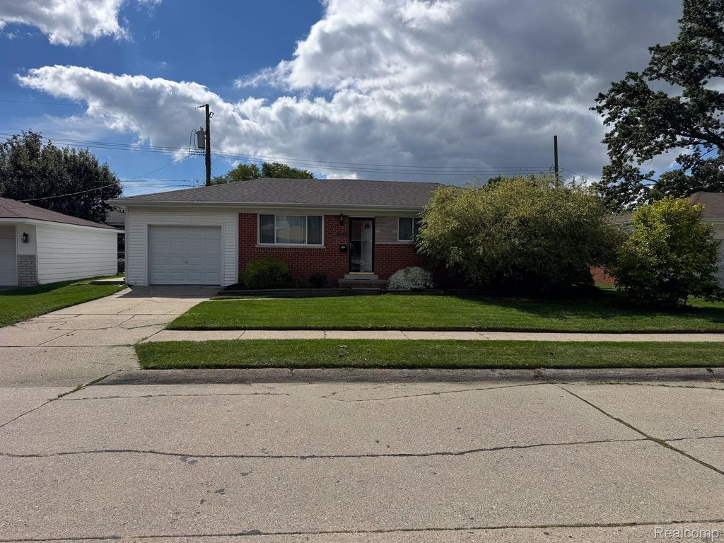 23342 Shoreview Street, St. Clair Shores