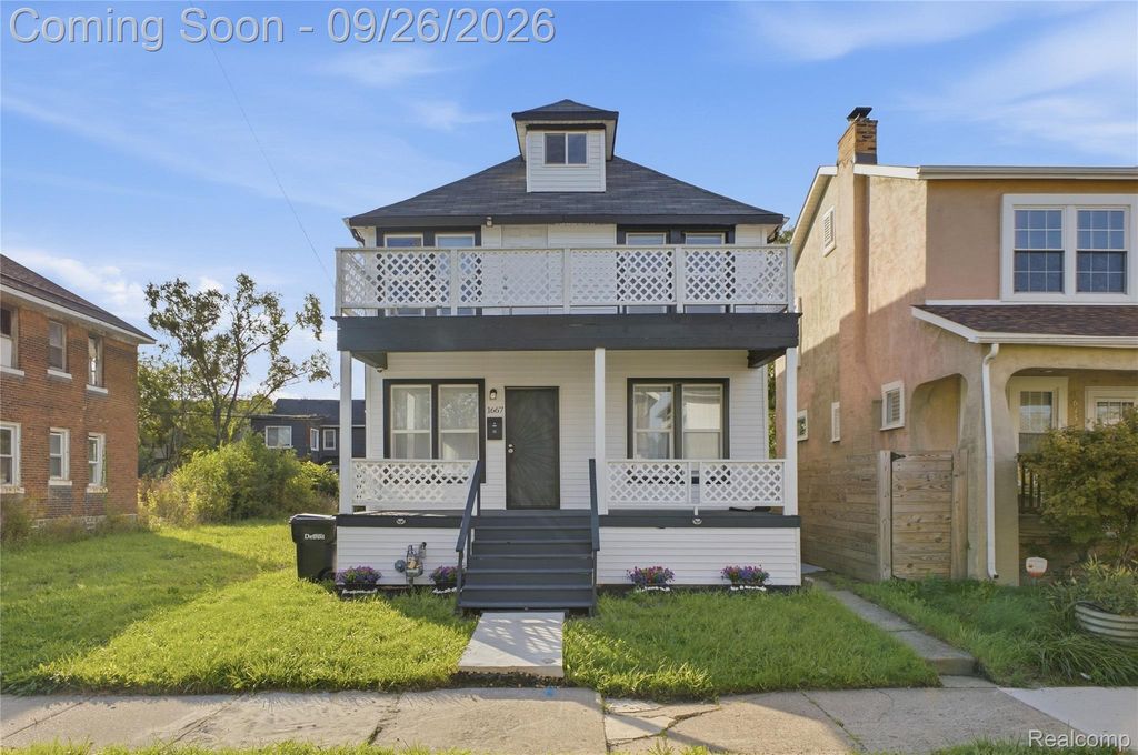 1667 Pingree Street, Detroit