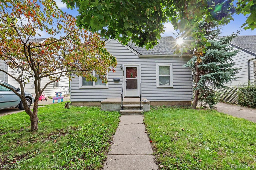 4705 Weddell Street, Dearborn Heights