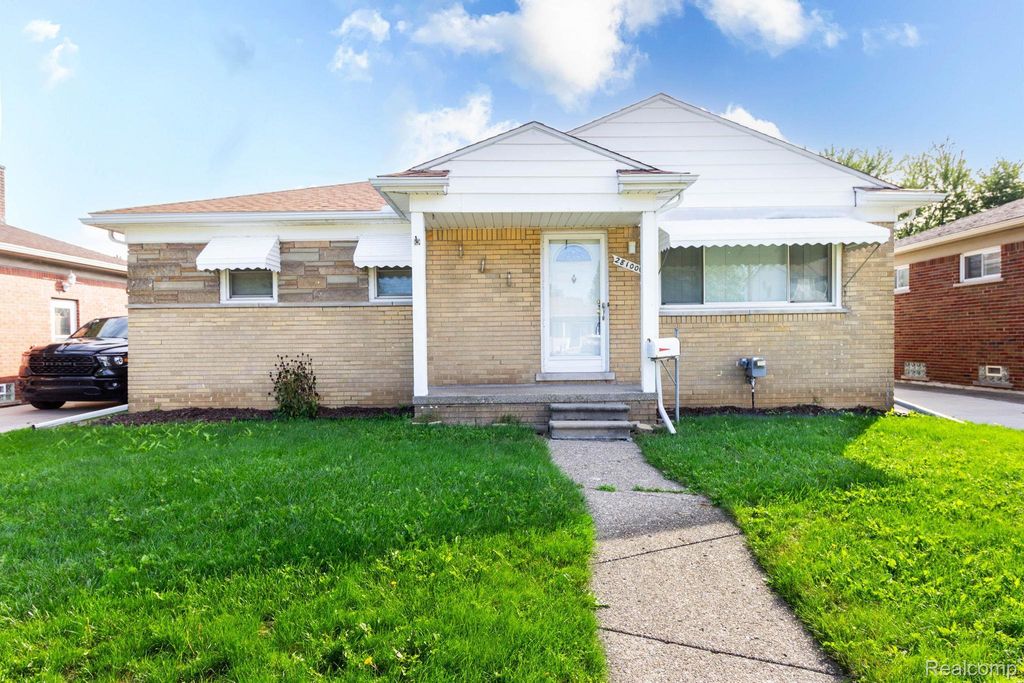 28100 Garfield Street, Roseville