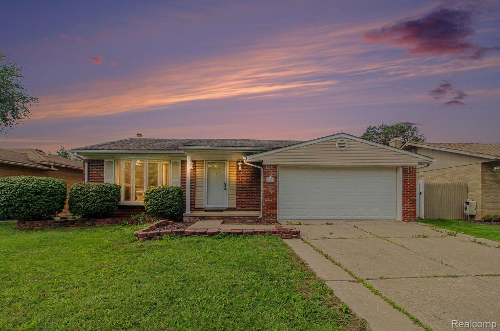 28440 Weddel Avenue, Brownstown