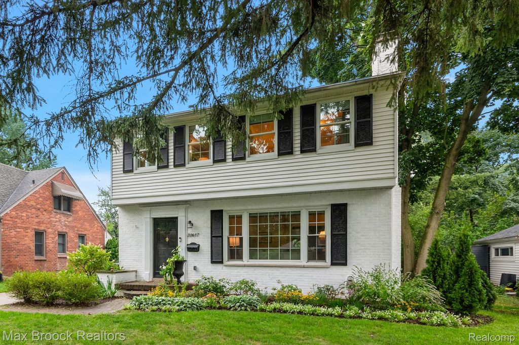 31617 Auburn Drive, Beverly Hills