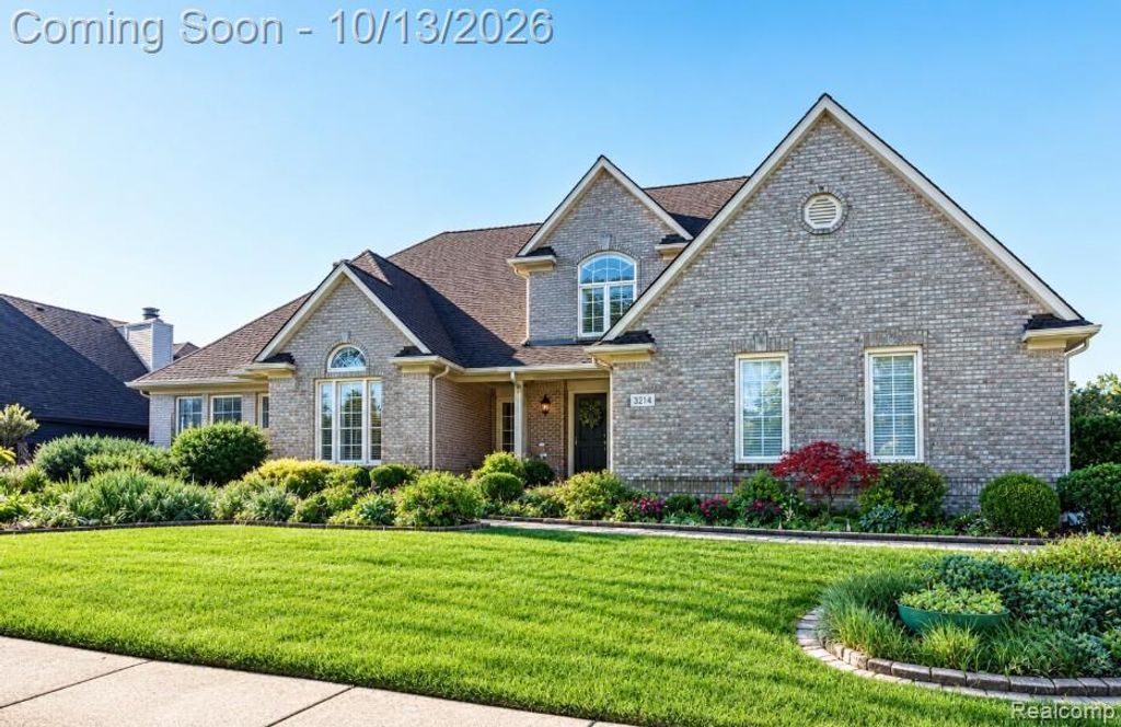 3214 Chesapeake Drive, Sterling Heights