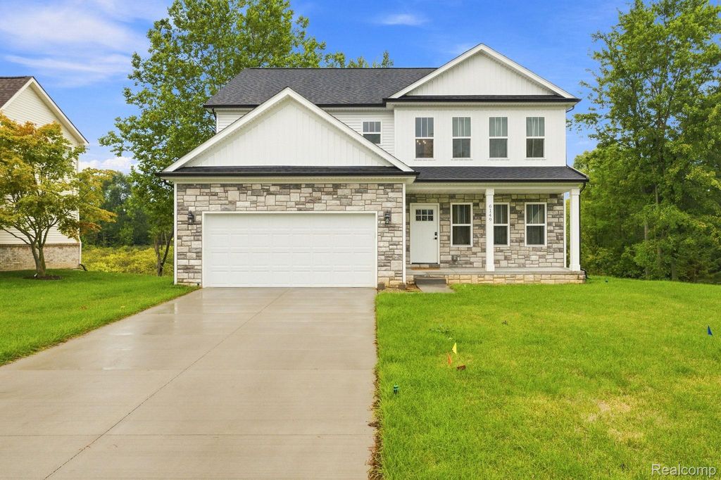 6149 Woodridge Lane, Grand Blanc