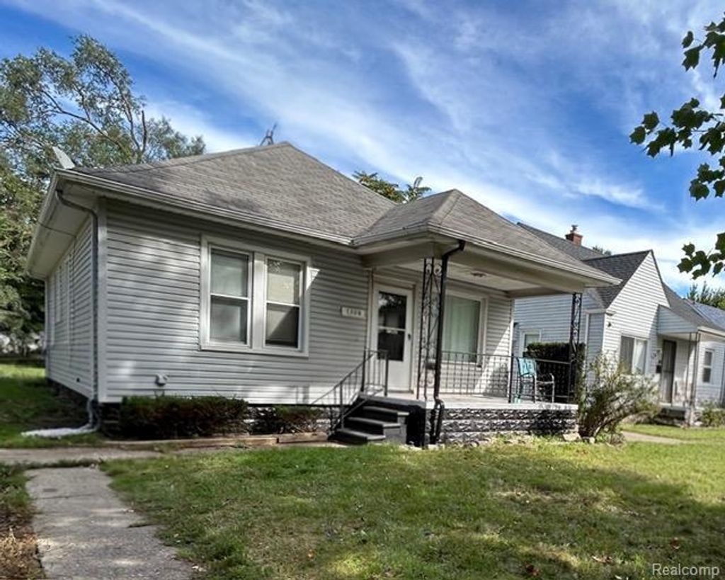 7304 Chatham, Redford