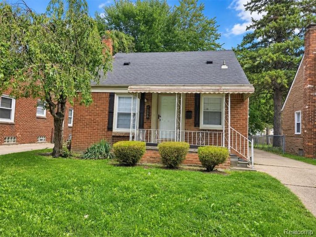 7250 Dolphin, Redford