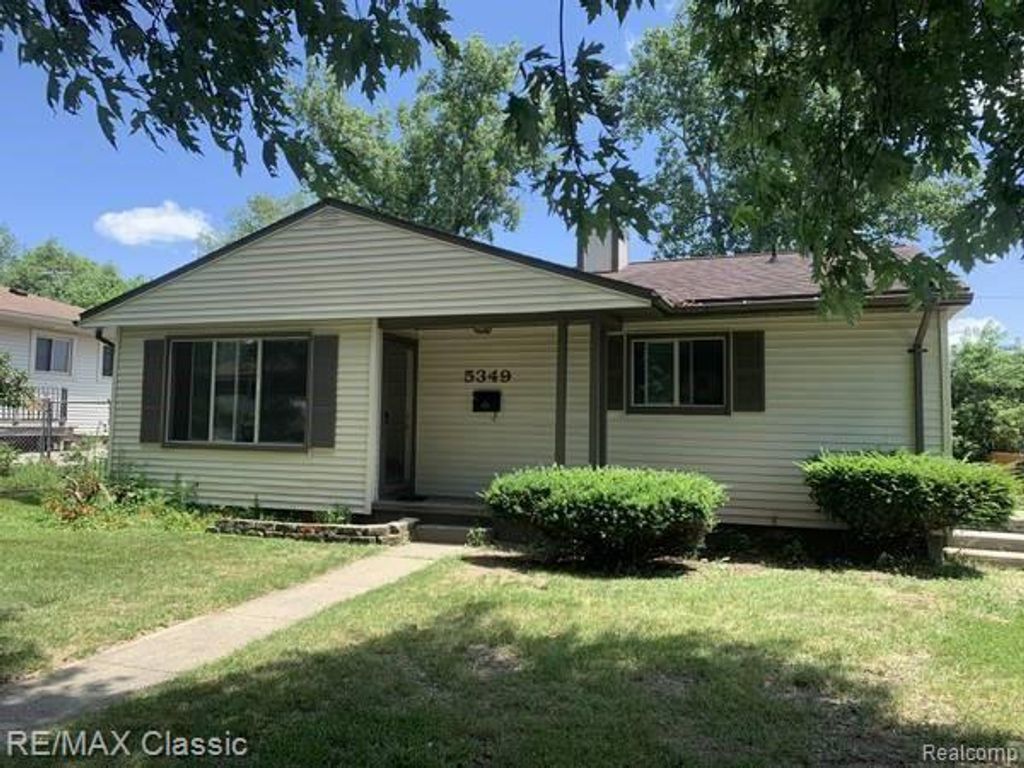 5349 Military Avenue, Brighton