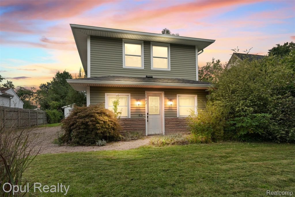 1007 Michigan Street, Brighton