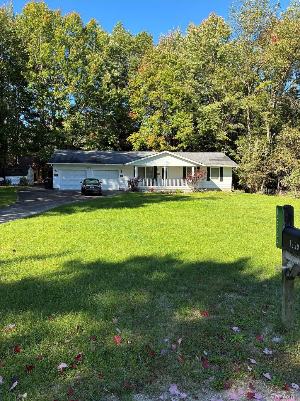 1259 Tanglewood Drive, St. Helen