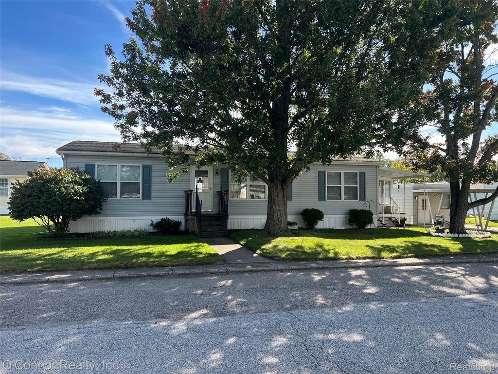 3333 Ravenswood 33, Marysville