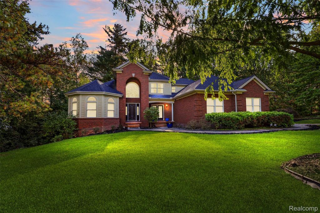 9280 Osprey Bay Circle, Davisburg