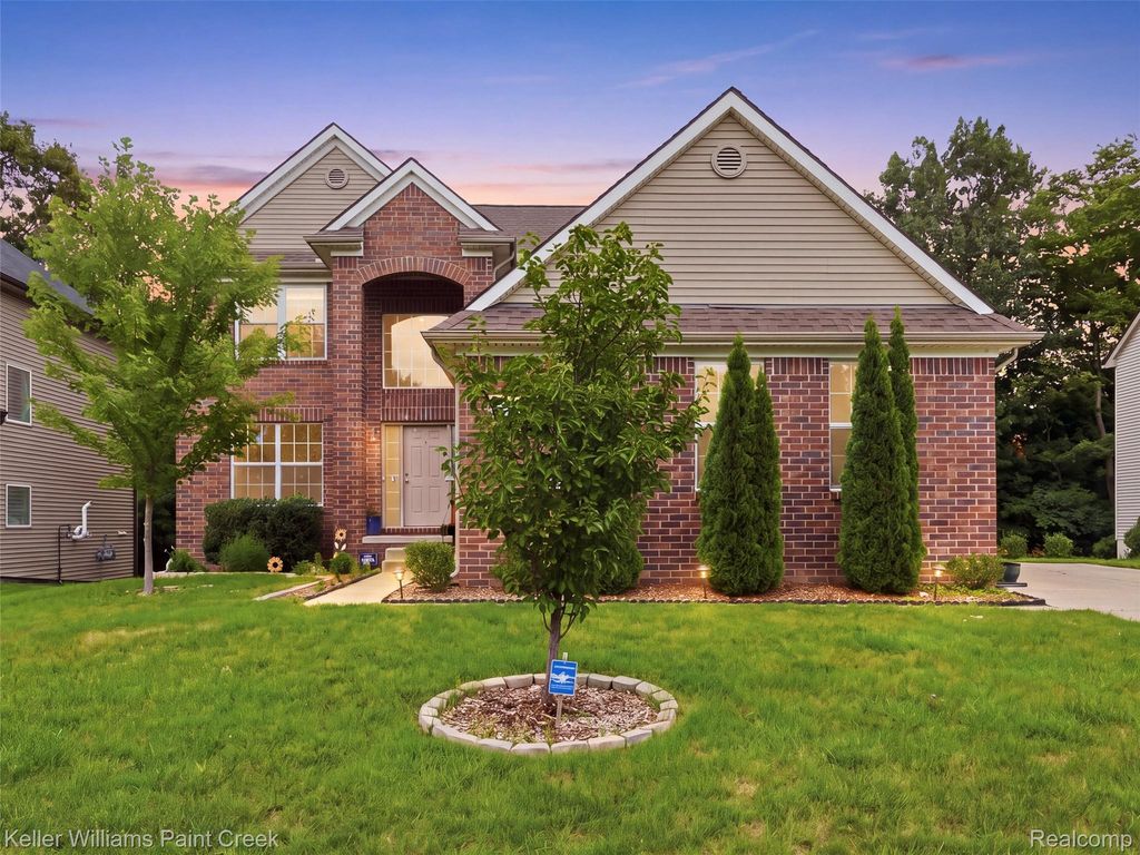 8879 Indigo Lane, Ypsilanti