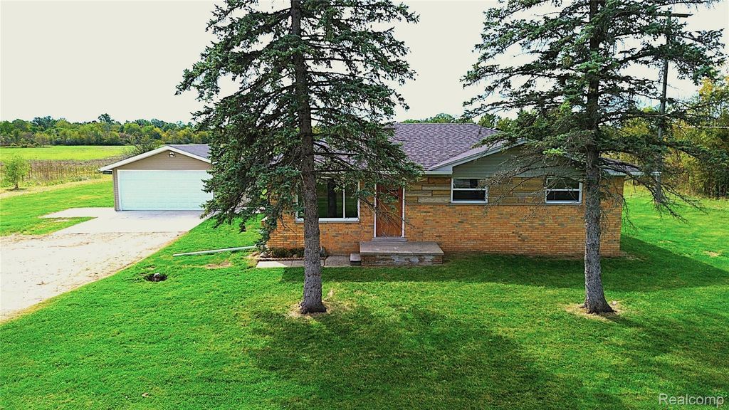 62669 New Haven Road, Ray