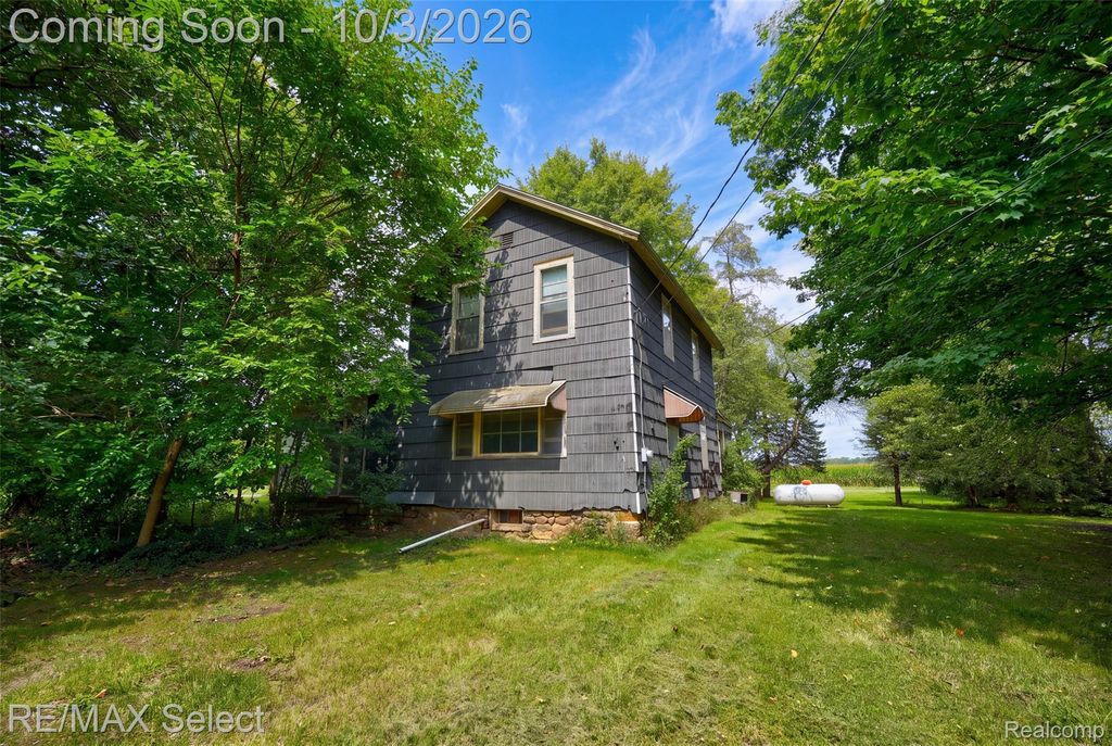 8296 N Center Road, Mt. Morris